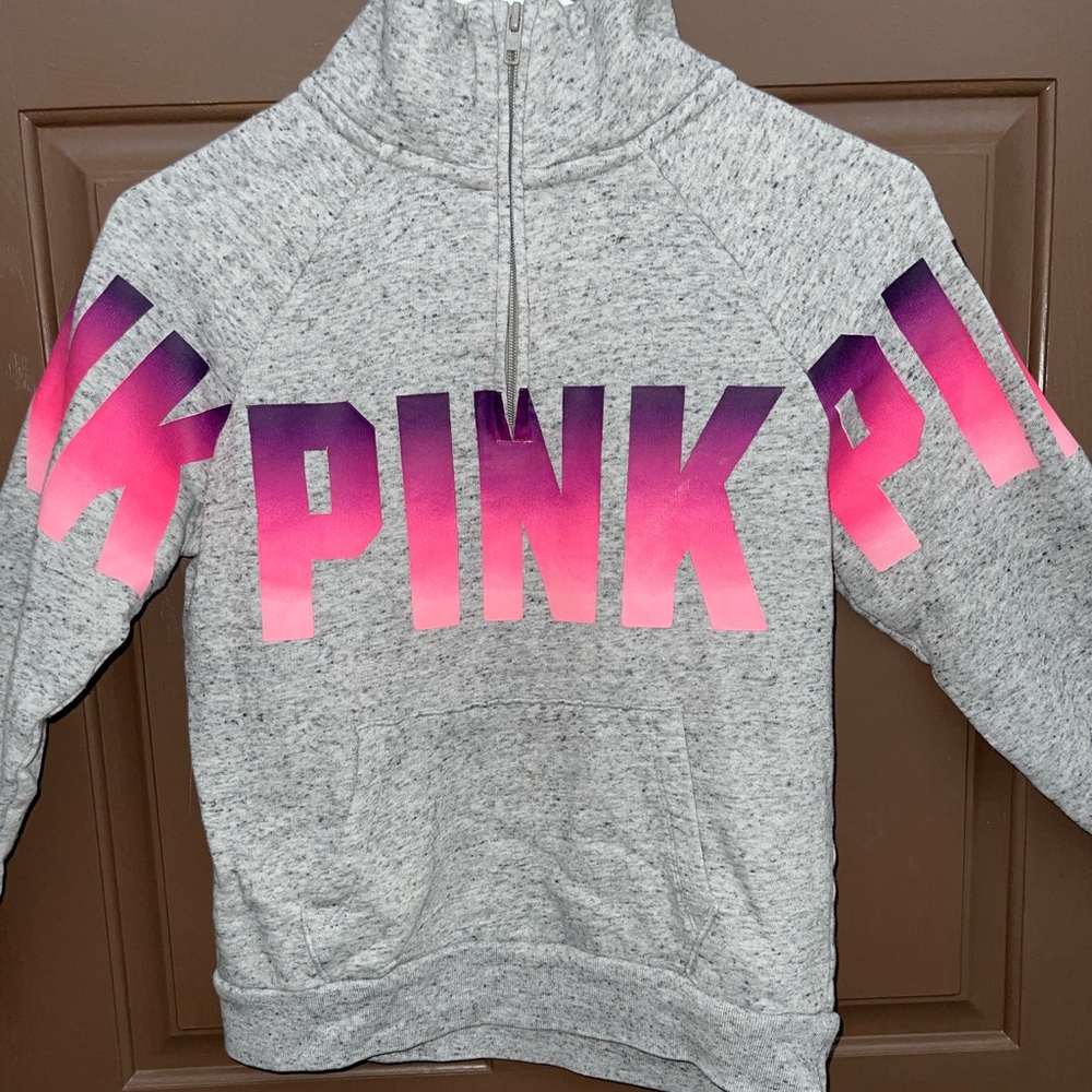 Victoria Secret Pink Sweatshirt!